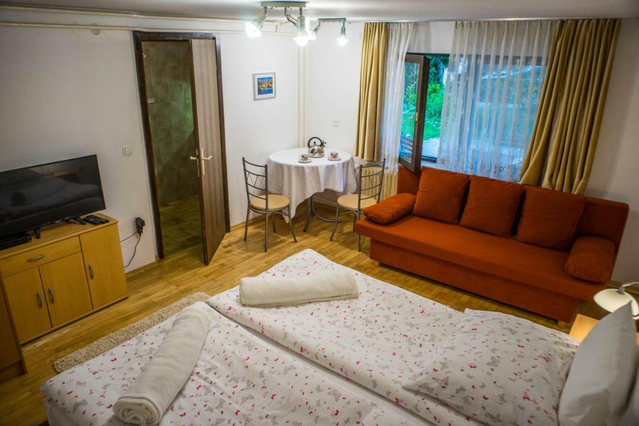 Apartments And Rooms Villa Vive 블레드 외부 사진